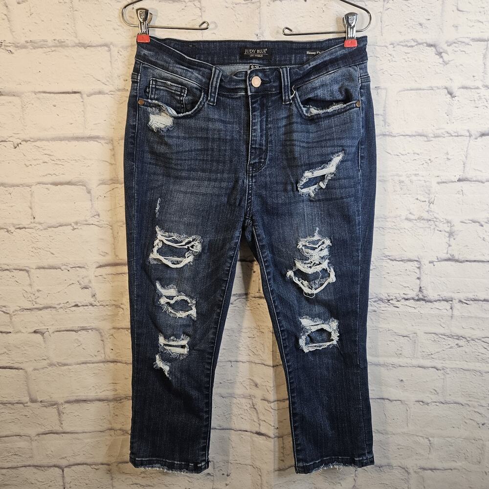 Judy Blue Skinny Fit Capri Jeans Womens Size 9/29 Blue Distressed Stretch